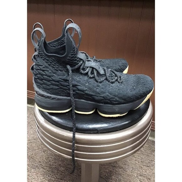 Nike LeBron 15 Black Gum 2017. Model # 922811-001 2017 Youth 6 Y or Womans 7.5 - Picture 1 of 8